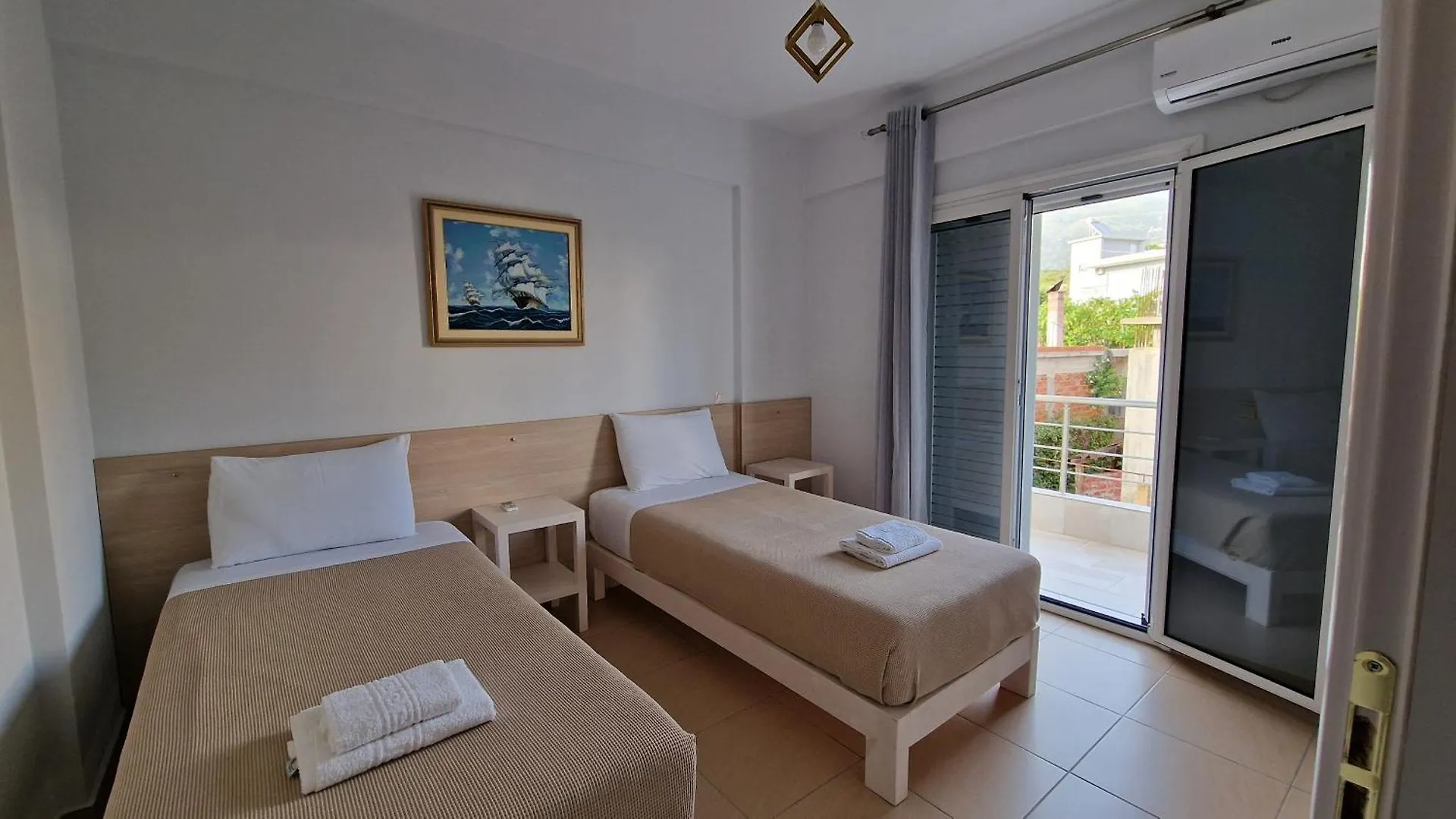 Horizon View Rooms Himarë 0*,